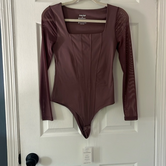 Long sleeve body suit - Picture 1 of 2